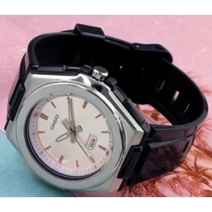Casio Collection LWA-300H-2E - фото 2