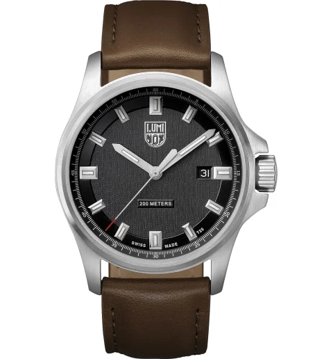 Luminox XL.1831 с кожаным браслетом