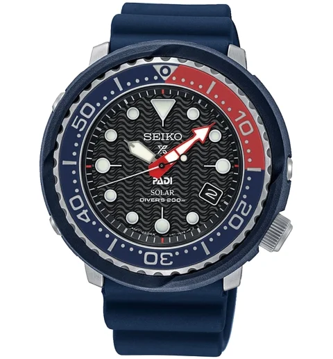 Японские Seiko SNE499P1 на солнечной батарее